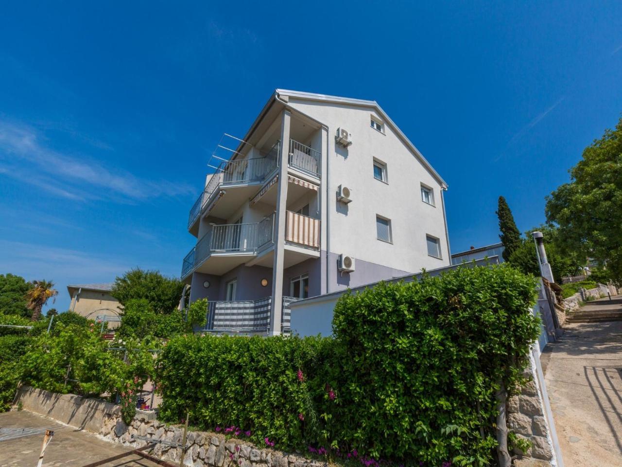 Apartments Lavarin Novi Vinodolski Luaran gambar