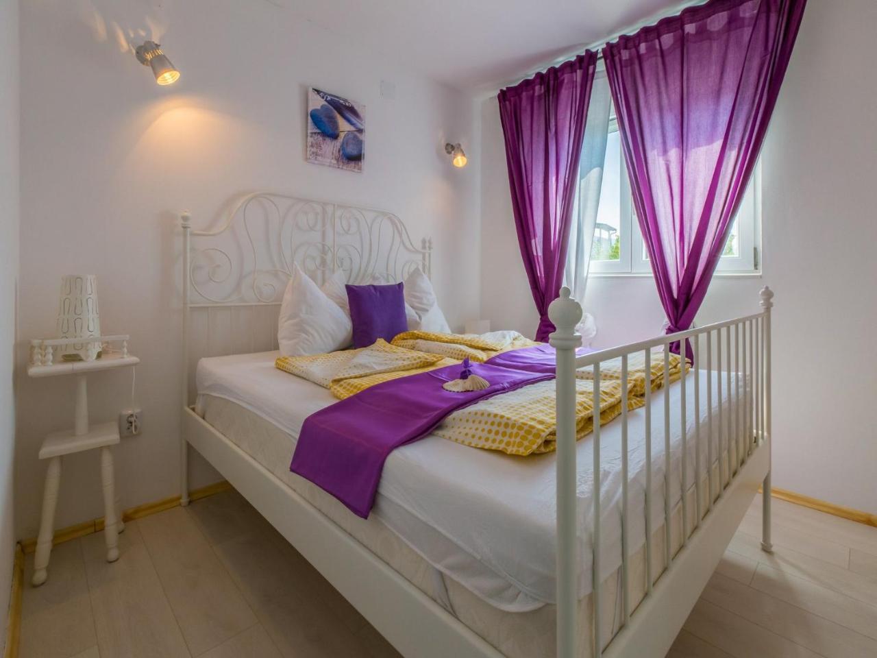 Apartments Lavarin Novi Vinodolski Luaran gambar