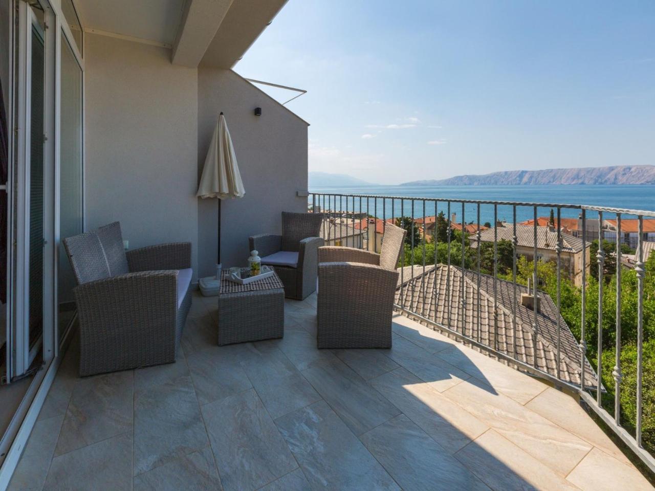 Apartments Lavarin Novi Vinodolski Luaran gambar