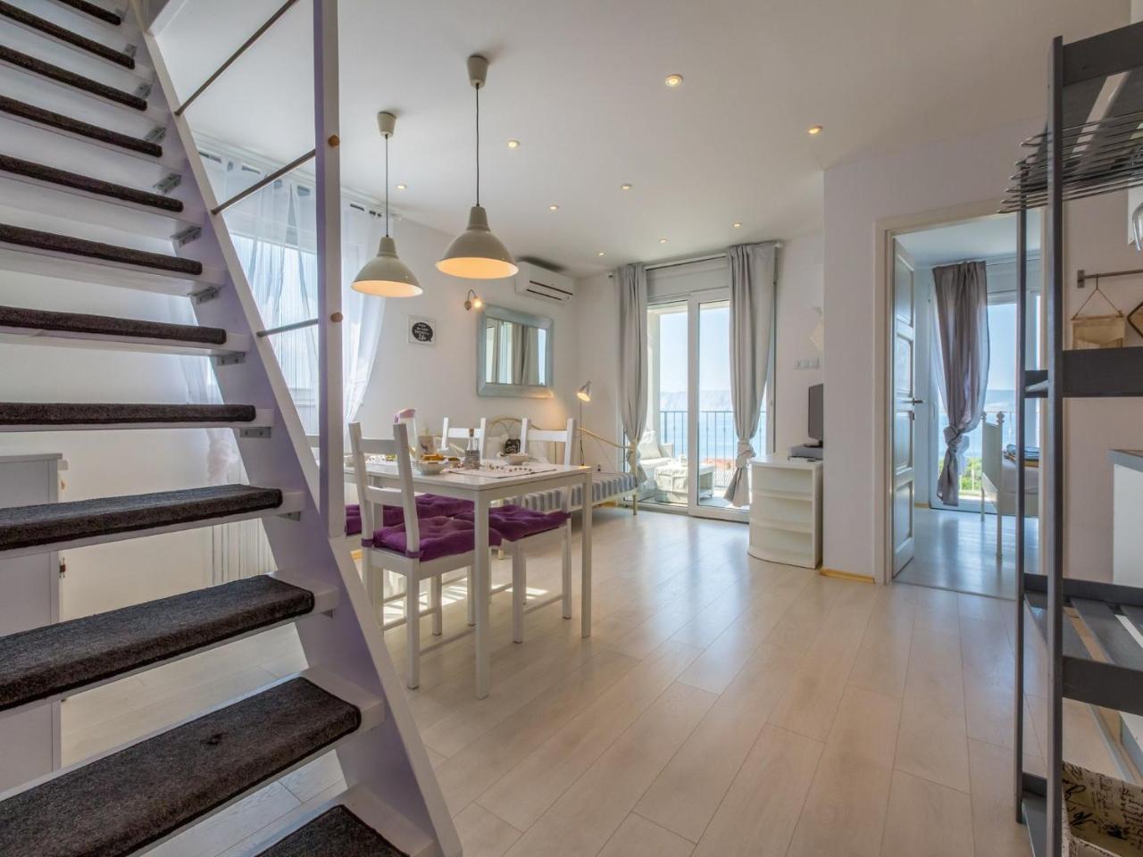Apartments Lavarin Novi Vinodolski Luaran gambar