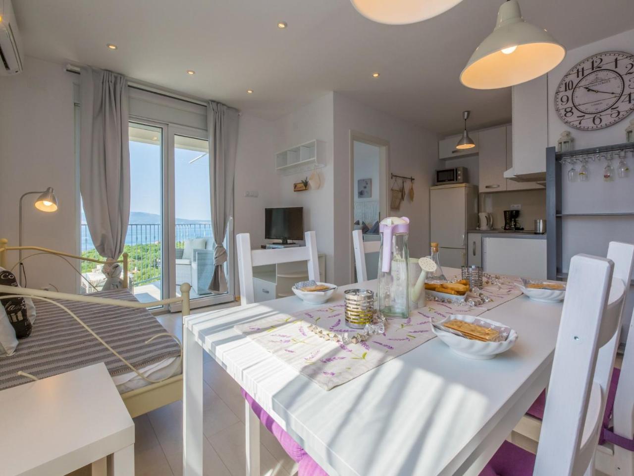 Apartments Lavarin Novi Vinodolski Luaran gambar