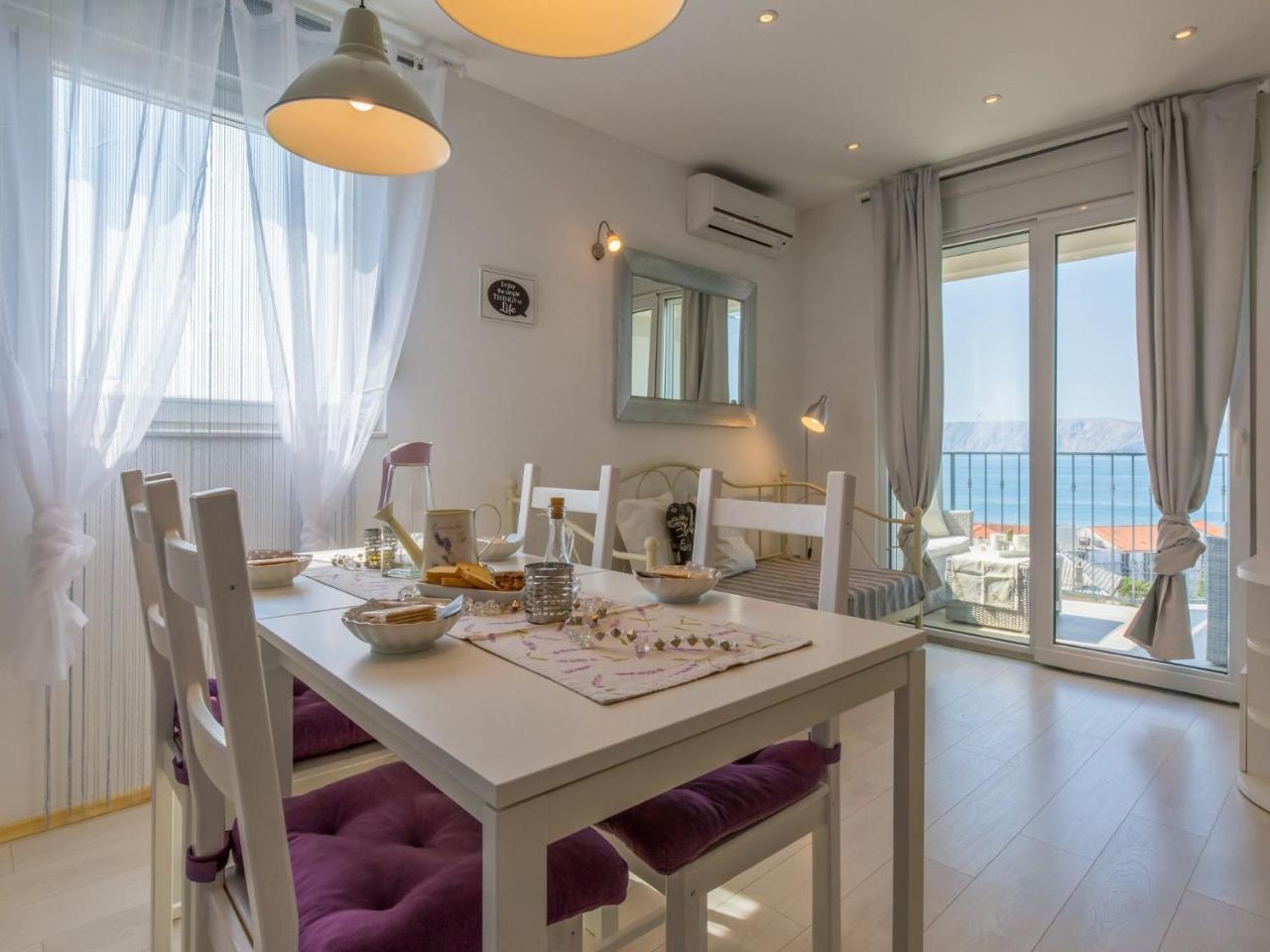Apartments Lavarin Novi Vinodolski Luaran gambar