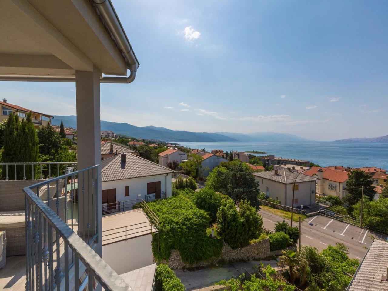Apartments Lavarin Novi Vinodolski Luaran gambar