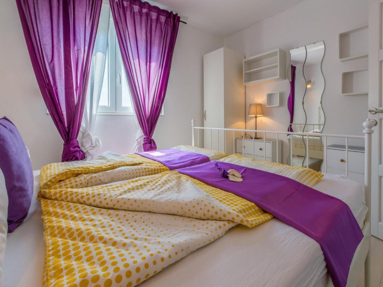 Apartments Lavarin Novi Vinodolski Luaran gambar