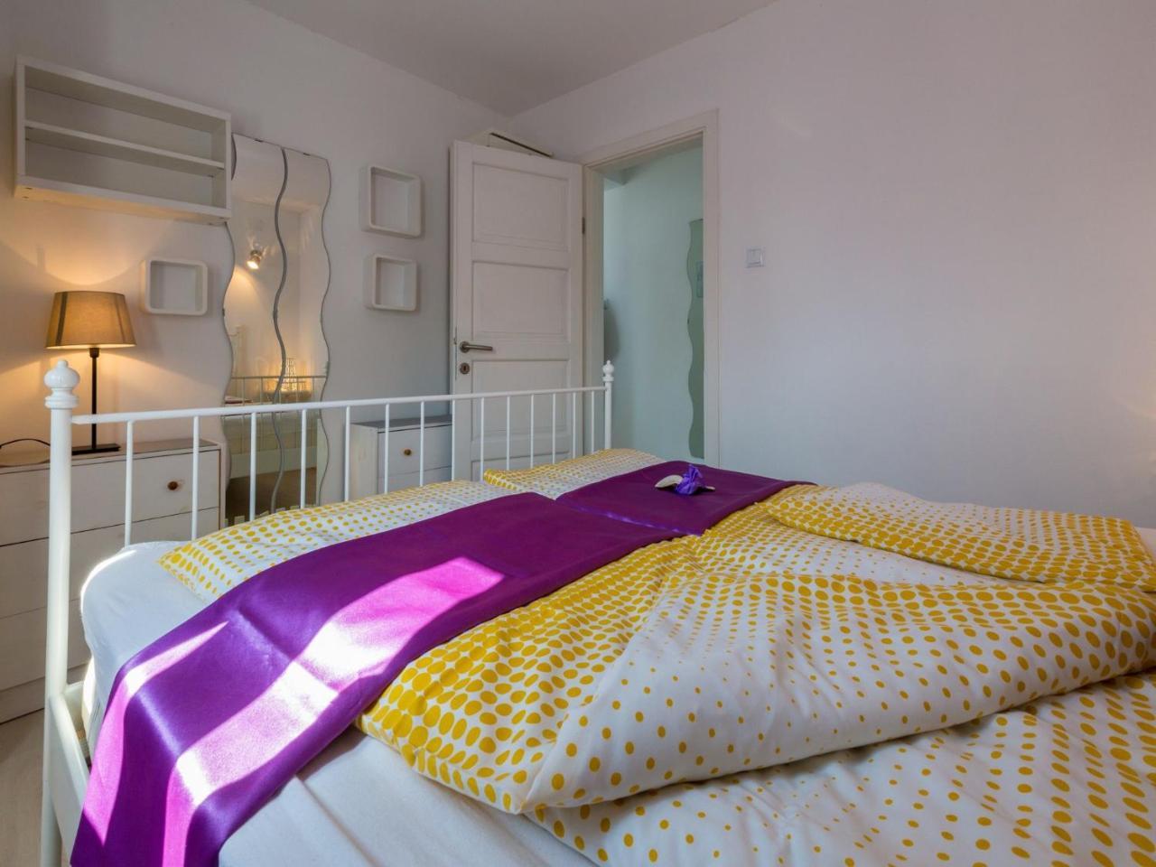 Apartments Lavarin Novi Vinodolski Luaran gambar